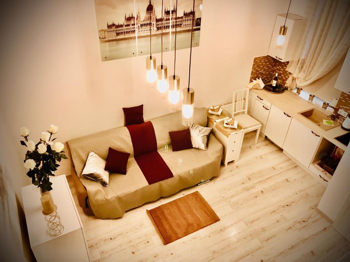 3 Comfortable And Cosy Apartments In Heart Of Budapest Near Basilica — Photos 2